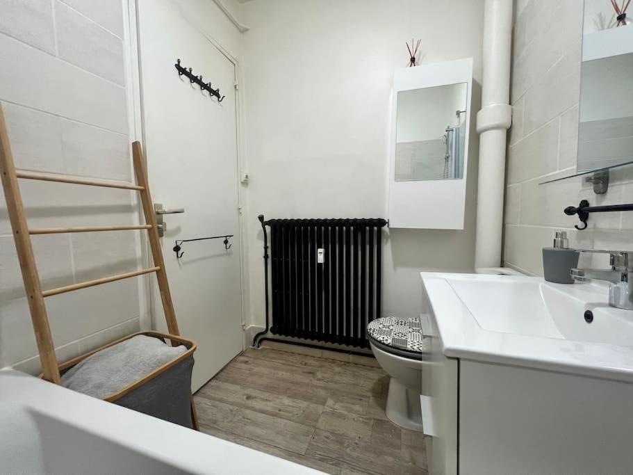 Le P'Tit Anatole - Joli T2 Avec Parking Apartment Poitiers Exterior foto